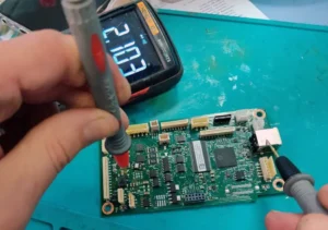 hp neverstop laser mfp 1200w не включается.